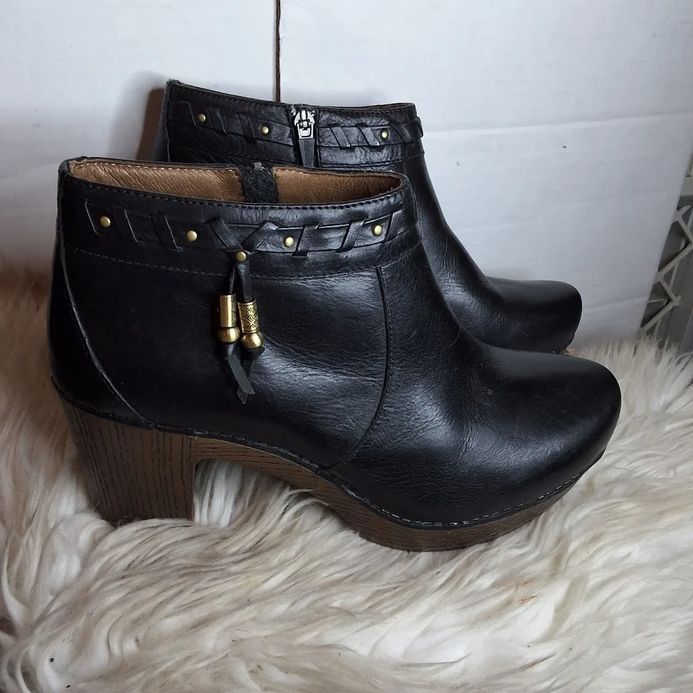 Dansko Dabney  Black Leather Patform Tassel Ankle Boots 41/11- 11.5